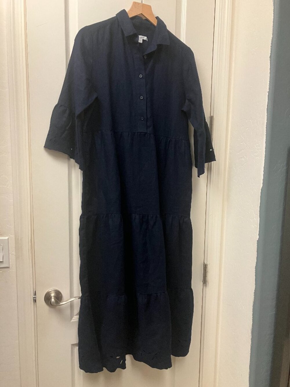 CHICO's navy linen dress, 100% linen, SIZE 6, NWT